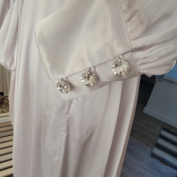Catherine D'Lish - Beverly Boudoir Dressing Gown Robe in White - Size Large - Picture 6 of 11